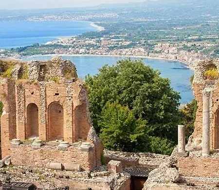 Appartamento Casa Di Laura A 50 Metri Dal Mare Giardini Naxos