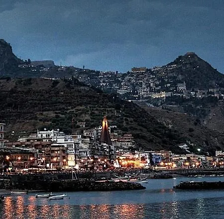 Casa Di Laura A 50 Mt Dal Mare Apartman